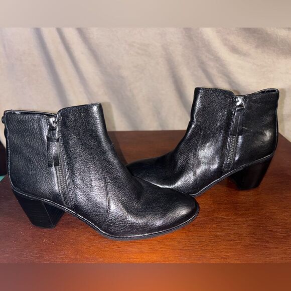 Anne Klein black leather ankle boots size7 - Picture 1 of 11